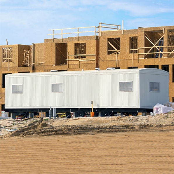 our construction trailers are equipped with heating and cooling systems for comfort on the job site